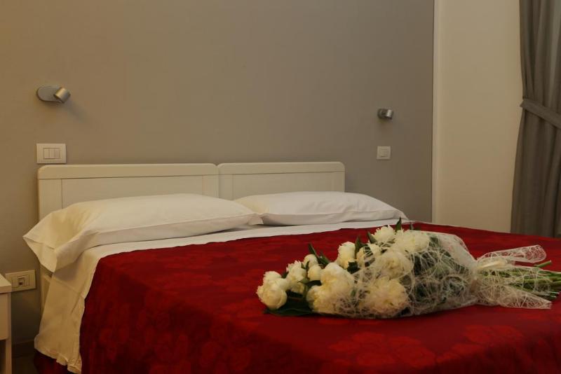 Hotel Due Guerrieri Mantoue Extérieur photo
